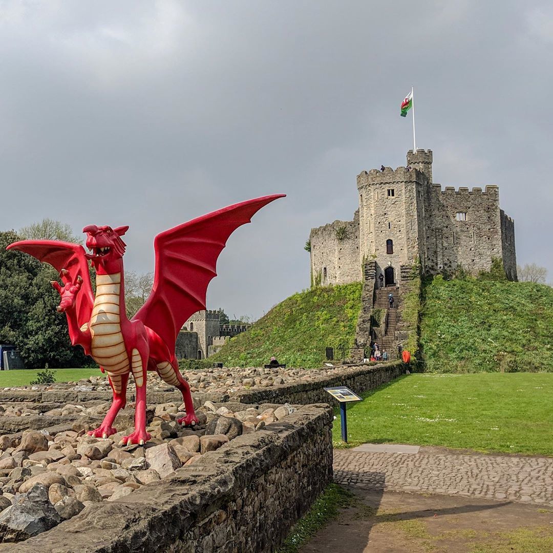 statue of a dragon at Cardiff Castle